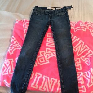 hollister jeans NWT